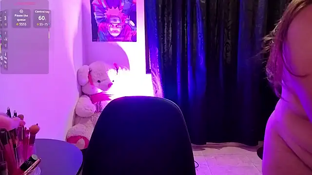 Gaby  Howards online show from October 21, 7:02 pm