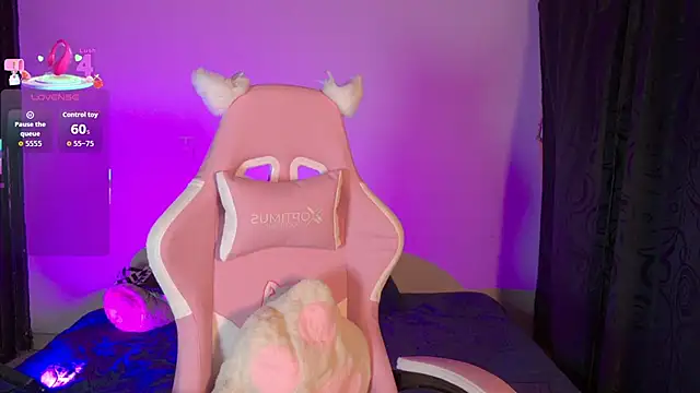 Gaby  Howards online show from October 31, 7:10 pm