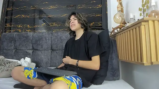 Diamond twink online show from February 13, 1:55 pm