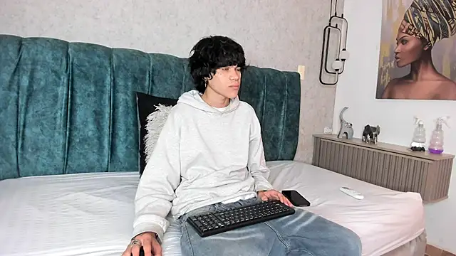 Diamond twink online show from June 26, 2:12 pm