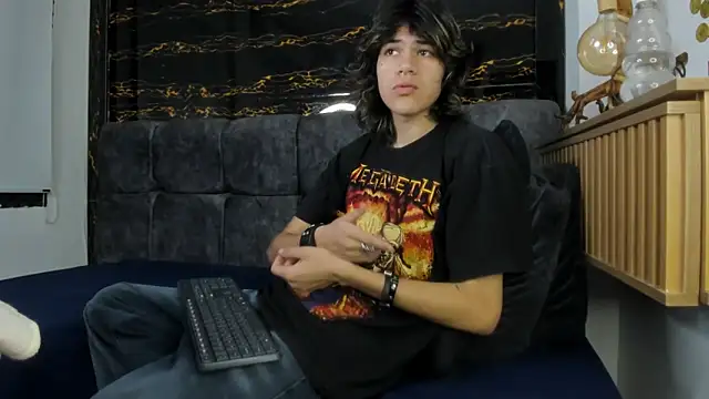 Diamond twink online show from February 26, 1:44 pm