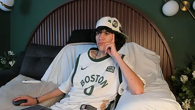 Diamond twink online show from July 25, 5:26 am