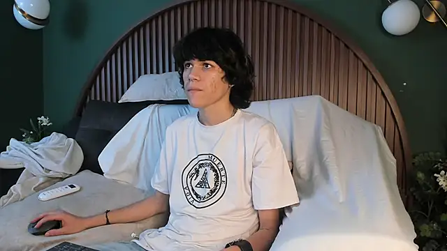 Diamond twink online show from July 16, 6:43 am