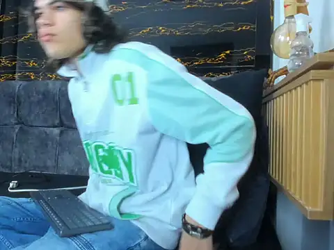 Diamond twink online show from February 18, 1:40 pm