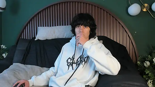 Diamond twink online show from July 22, 8:05 am