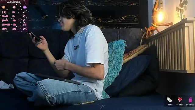 Diamond twink online show from November 16, 3:33 am