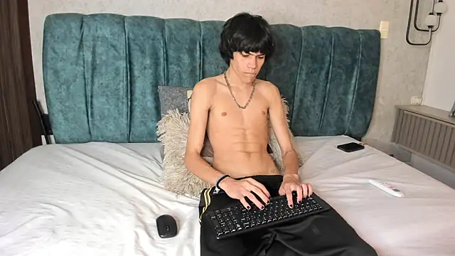 Diamond twink online show from June 9, 3:57 pm