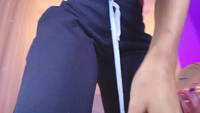 Snapshot of celeste_moonx chatting on January 10, 12:00 pm celeste moonx online show from January 10, 12:00 pm