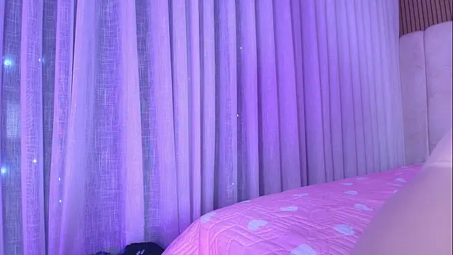 Snapshot of celeste_moonx chatting on January 14, 11:58 am celeste moonx online show from January 14, 11:58 am