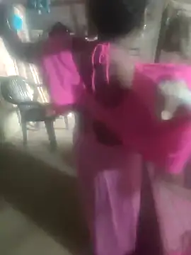 Snapshot of sshrichandra chatting on November 14, 7:56 am sshrichandra online show from November 14, 7:56 am