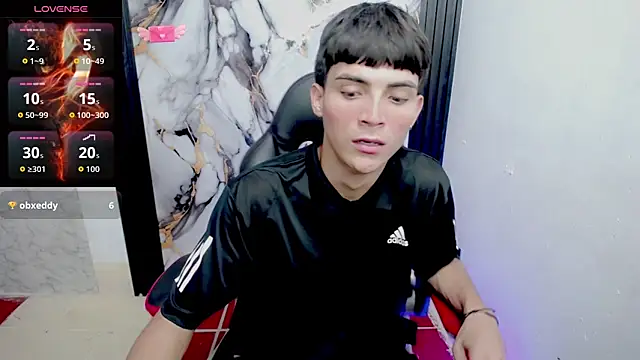 Thommy cute online show from December 5, 2:32 am