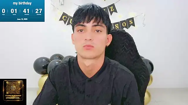 Snapshot of Thommy_cute chatting on June 10, 3:19 am Thommy cute online show from June 10, 3:19 am
