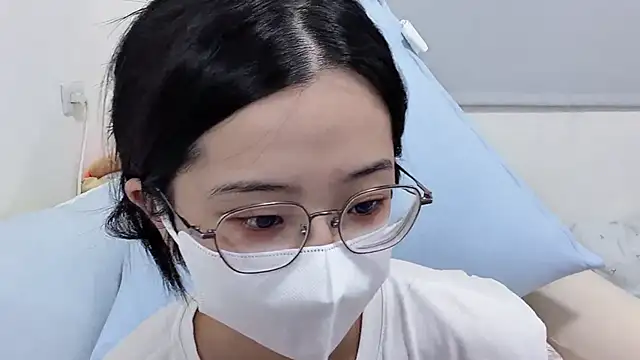 LHeart online show from June 17, 2:38 pm