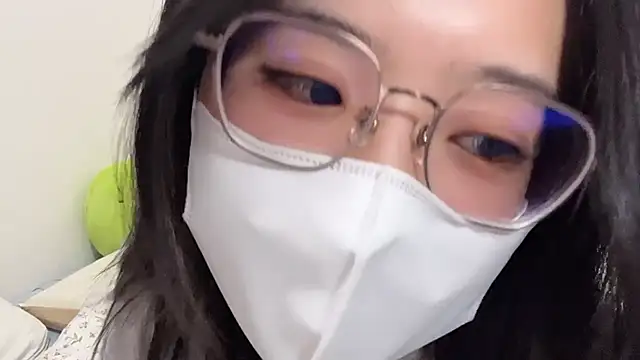 LHeart online show from September 17, 1:57 pm