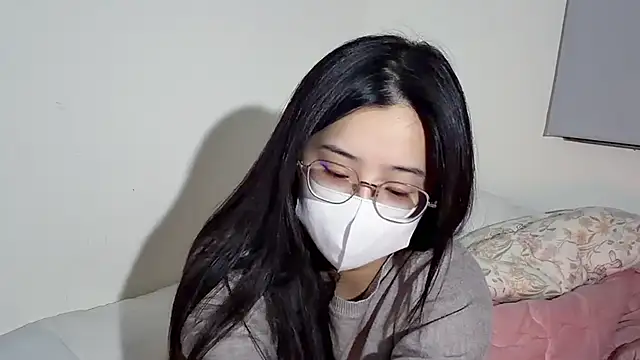 LHeart online show from January 11, 2:35 pm