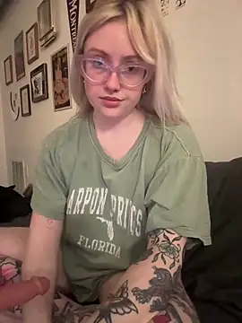 seeunexttuesday online show from November 11, 12:16 am