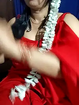 Snapshot of sesiteluguammayi chatting on June 5, 10:21 am sesiteluguammayi online show from June 5, 10:21 am