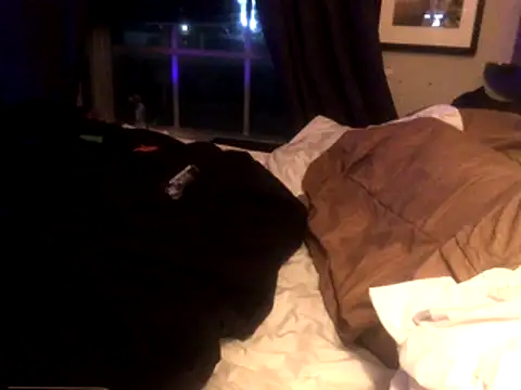 Snapshot of lilthicky352 chatting on December 4, 8:24 am lilthicky352 online show from December 4, 8:24 am