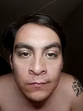 Snapshot of Ravenvodka chatting on September 22, 8:37 pm Ravenvodka online show from September 22, 8:37 pm