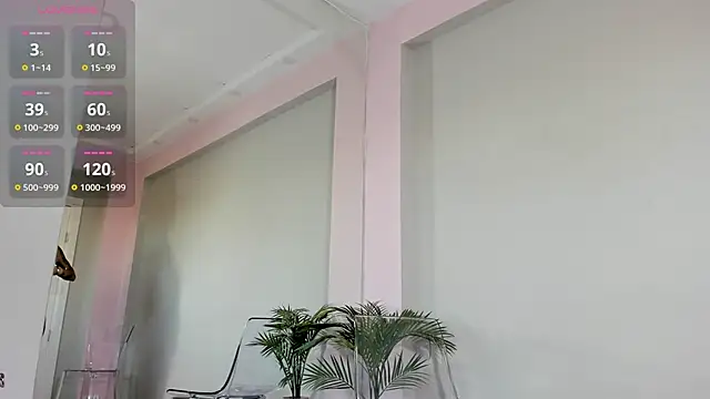 MayaHellen online show from October 29, 5:39 am