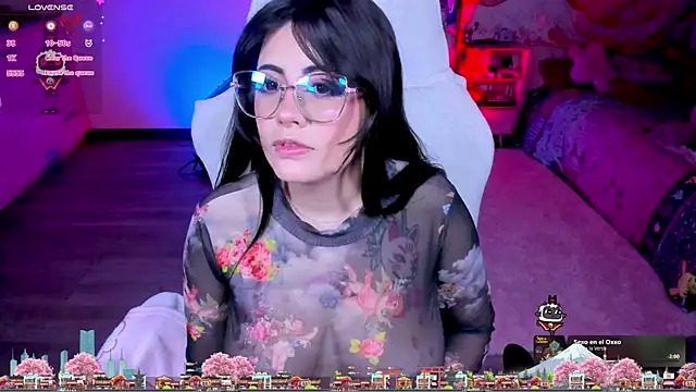 AlyssaRomanova online show from April 3, 2:40 am