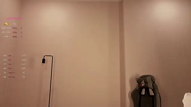 Pussy Dream online show from November 26, 9:04 pm