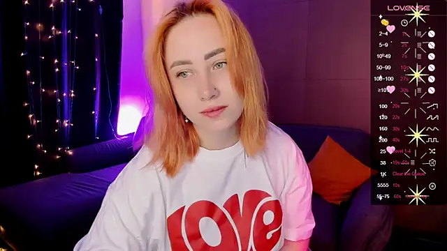 deboramoore online show from April 29, 2:16 am
