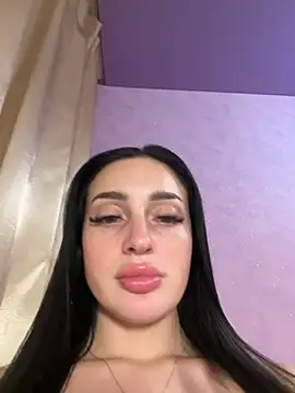 Soft Pleasure online show from December 5, 5:00 pm