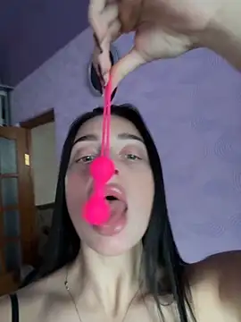 Soft Pleasure online show from November 5, 9:12 am