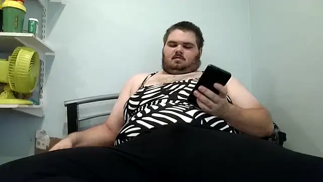 Snapshot of alexthe9t chatting on September 18, 6:11 pm alexthe9t online show from September 18, 6:11 pm