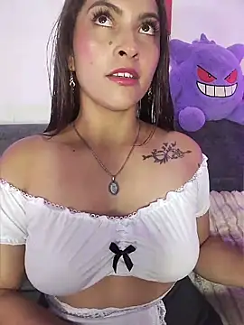 Fox Roxxan online show from April 19, 2:34 am