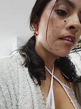 Fox Roxxan online show from February 15, 7:51 am