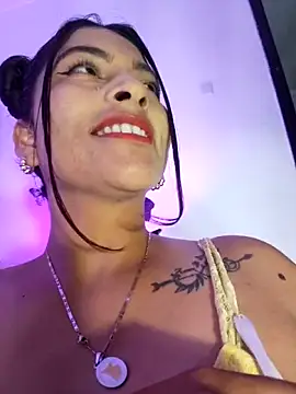 Fox Roxxan online show from June 3, 2:23 am