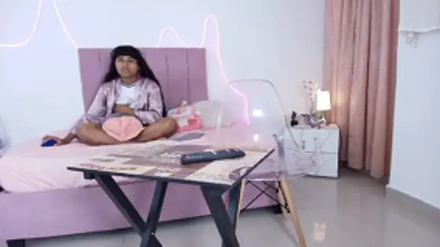 Andre lezcano online show from February 5, 9:21 pm