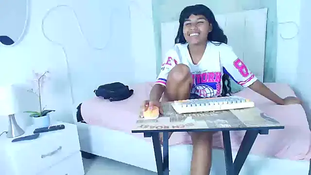 Andre lezcano online show from February 13, 5:13 pm