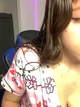 Snapshot of antonelaXantonysex chatting on November 19, 1:05 am antonelaXantonysex online show from November 19, 1:05 am