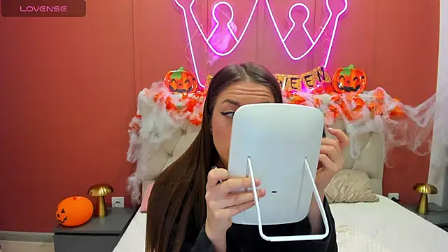 StacyWells online show from October 26, 2:23 am