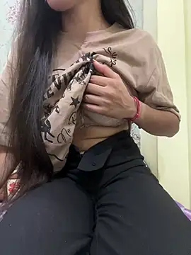 Snapshot of sneha_88 chatting on July 17, 10:34 am sneha 88 online show from July 17, 10:34 am