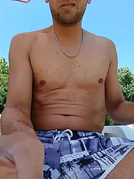 Snapshot of Alessio1987 chatting on July 10, 12:16 pm Alessio1987 online show from July 10, 12:16 pm