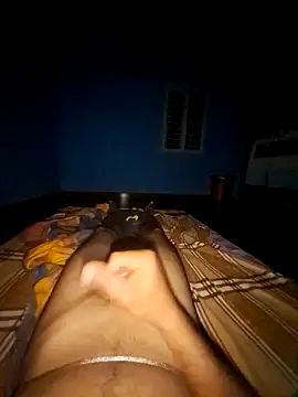 Tamilpayan00 online show from October 18, 10:34 pm