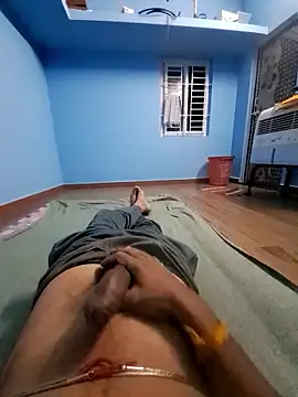 Tamilpayan00 online show from January 10, 6:14 pm