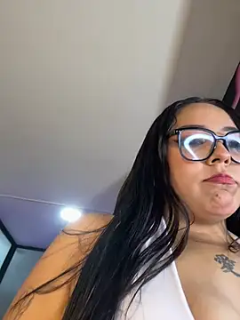 KatlynRous online show from February 28, 5:34 pm