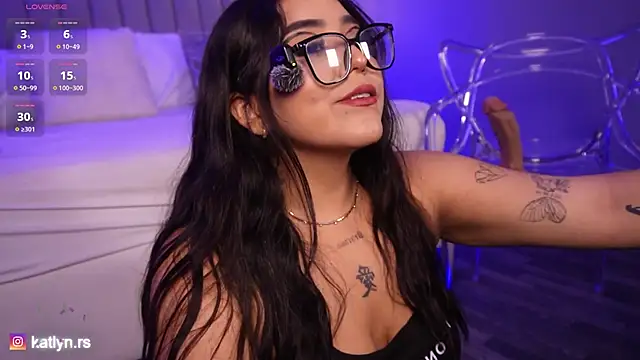 KatlynRous online show from April 29, 7:09 pm