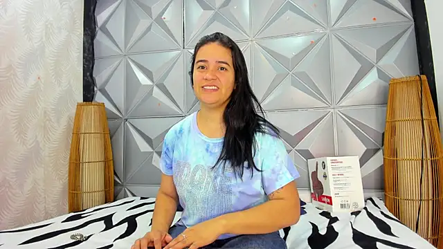 GreciaFox1 online show from December 1, 11:33 am