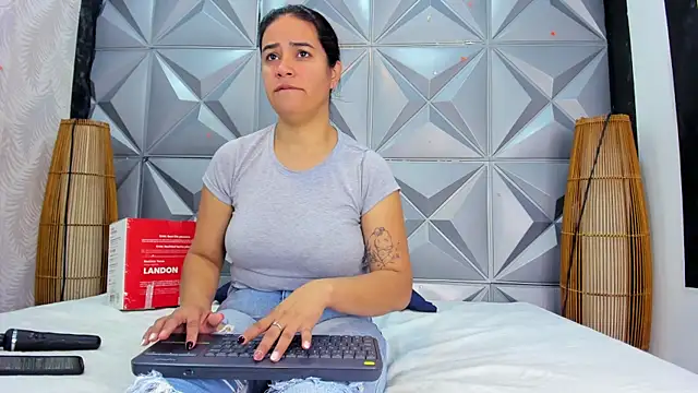 GreciaFox1 online show from November 28, 11:21 am