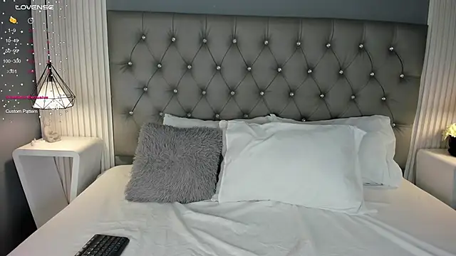 SofiAdanss online show from September 18, 11:35 am