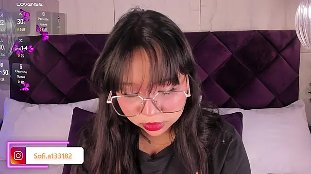 SofiAdanss online show from April 2, 6:14 pm