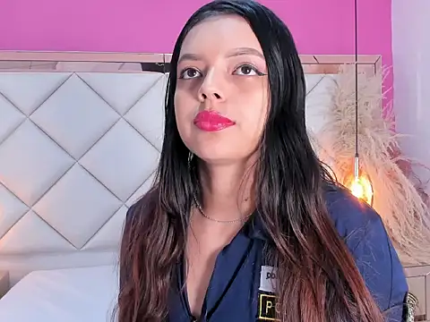 Lucianaa Collins online show from October 2, 11:57 am