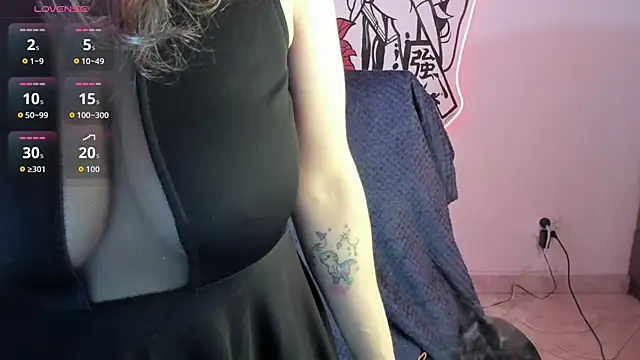 Snapshot of Luciifeer_ chatting on July 15, 2:46 pm Luciifeer online show from July 15, 2:46 pm