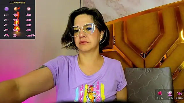 Luciifeer  online show from November 2, 9:14 am